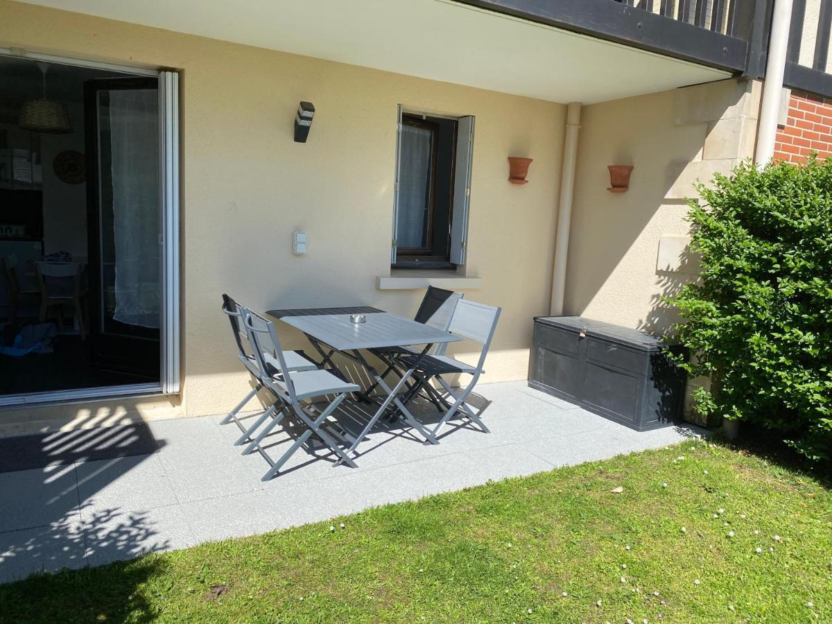 T2 Jardinet, Acces Direct Plage Cabourg Exterior foto